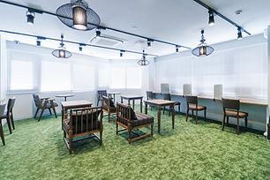 Lounge1_s.jpg